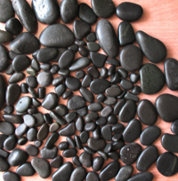 各色重庆鹅卵石 粗砾与黑色的自然魅力